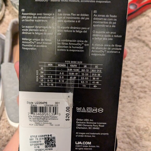 Under Armour Socks brand new - Picture 2 of 2